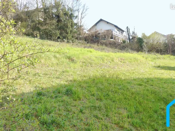 Terrain hors lotissement, vue imprenable montagnes et lac