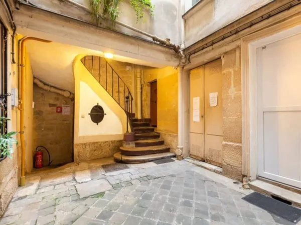 Studio 1 pièce 22 m²