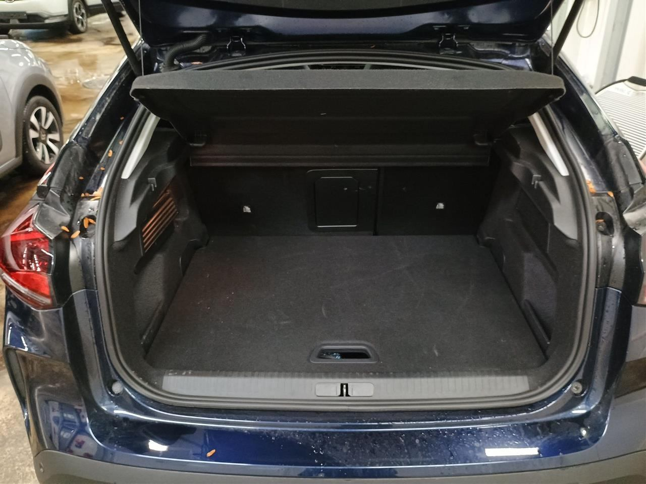 Citroën C4 — photo 17