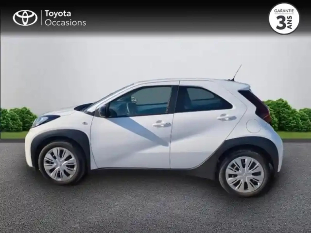 Toyota Aygo X 1.0 vvt-i 72ch dynamic my23 — photo 3