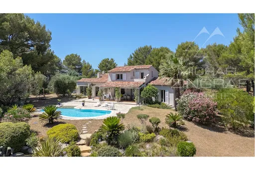 Villa 6 pièces