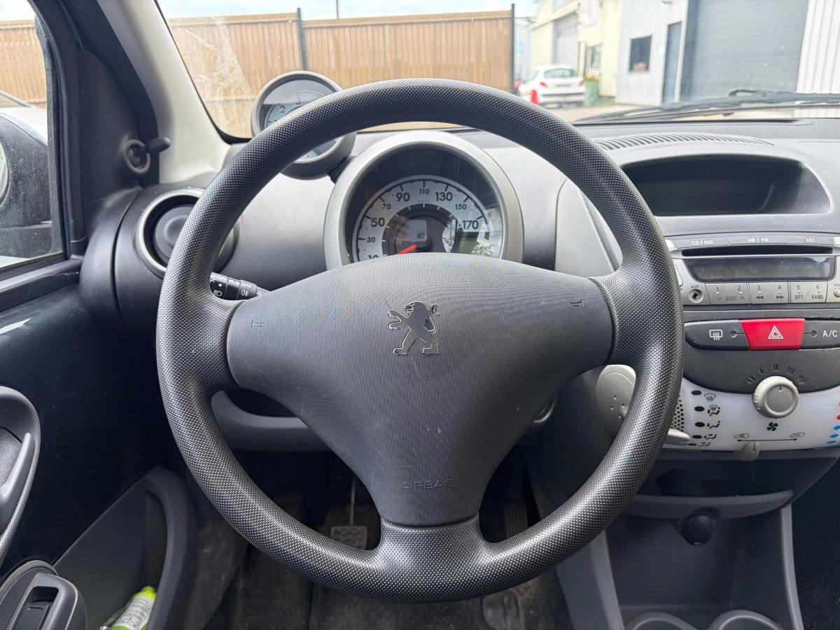Peugeot 107 1.4 HDI 55 TRENDY occasion - Diesel - 2009 - 21 850 km - 4 490 € - Orgeval (Yvelines) 992786245192 — photo 16