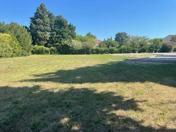 Terrain 722 m²