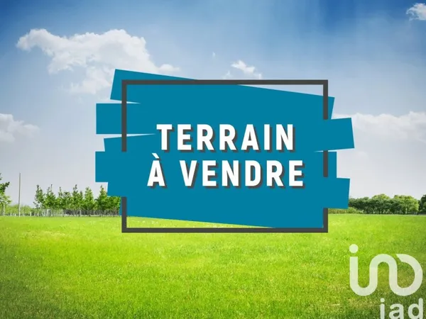 Terrain 604 m²