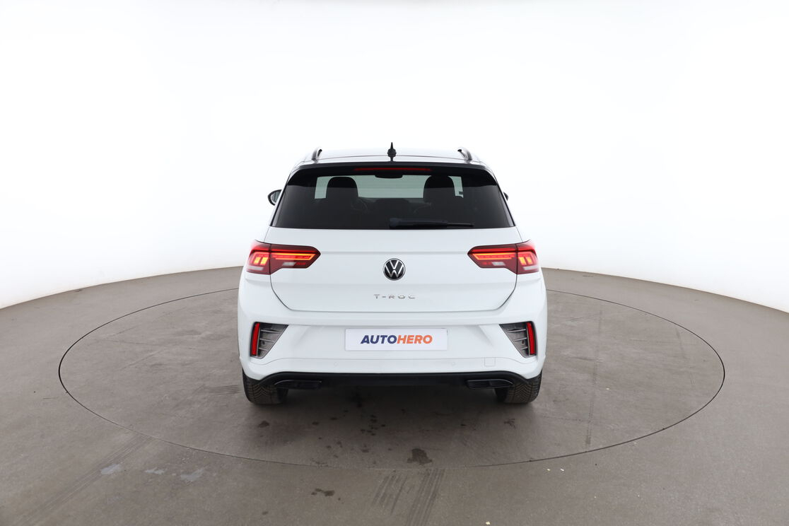 Volkswagen T-Roc 1.5 TSI EVO R-Line DSG7 — photo 4