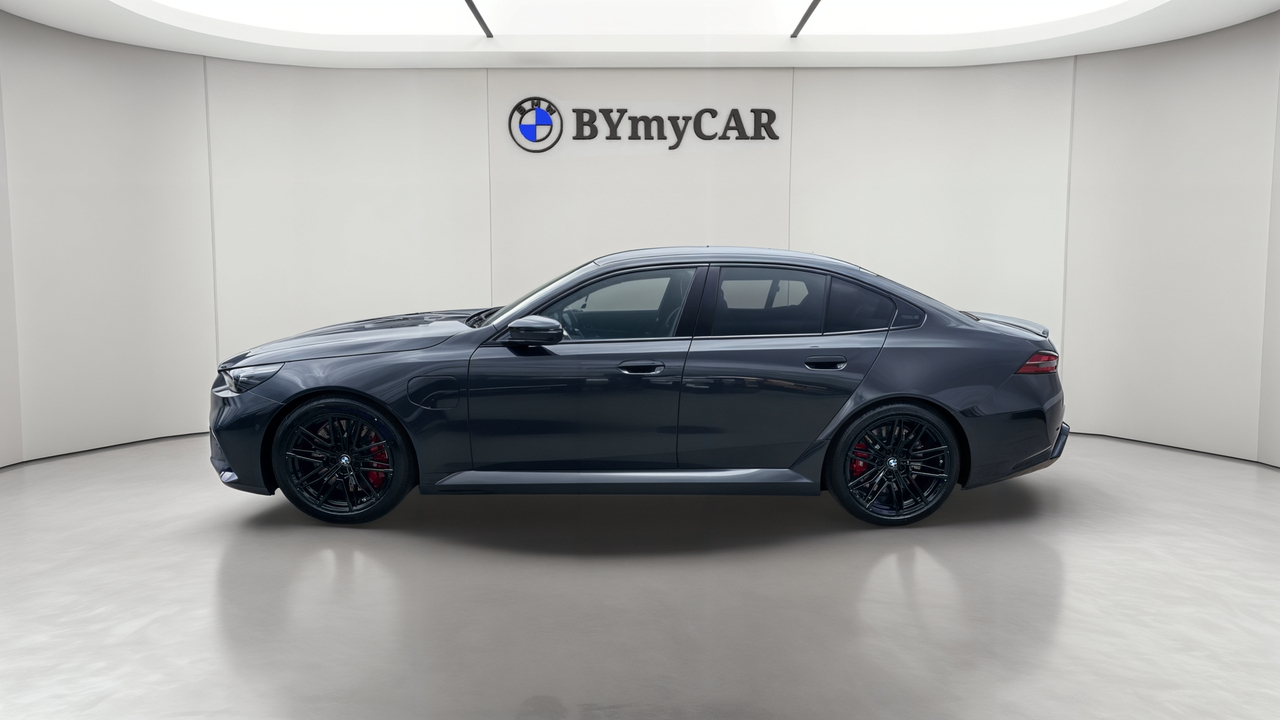 BMW M5 PHEV 727 ch BVA8 — photo 2