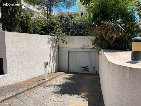 Garage Prado Rue des Mousses