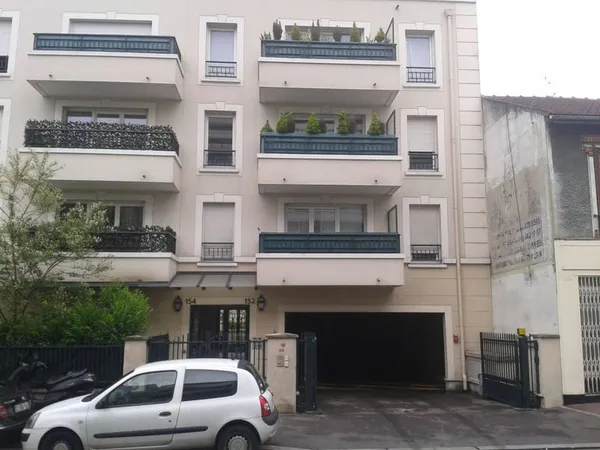 Parking 12 m²