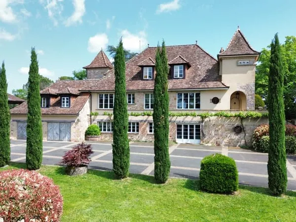 Demeure de prestige à 5 mn de Figeac