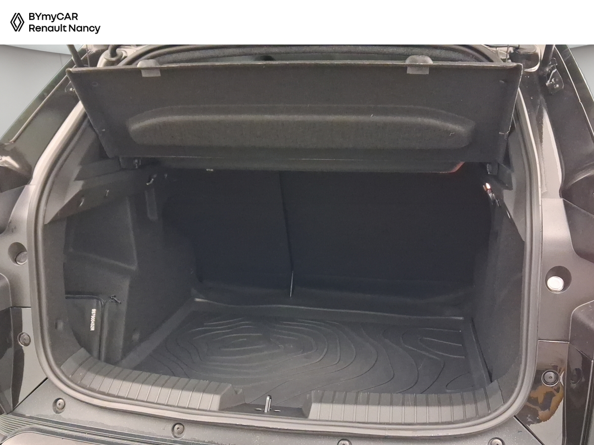 Dacia Duster Hybrid 155 — photo 13