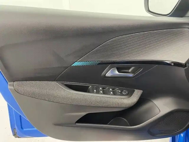 Peugeot 208 electrique 50 kwh 136ch — photo 33