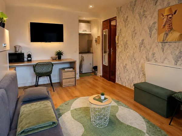 Studio 1 pièce 18 m²