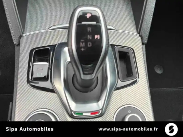 Alfa Romeo Stelvio 2.2 160 ch at8 — photo 27