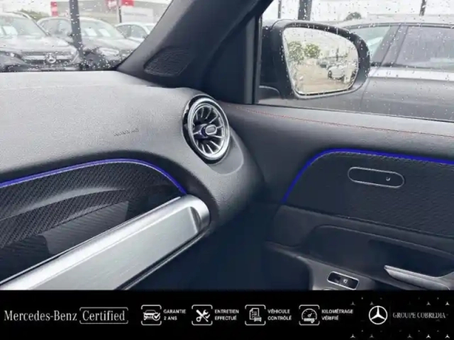 Mercedes Glb 200d 150ch amg line 8g dct — photo 12