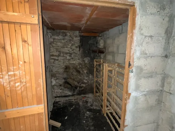 Loue cave 4m² Paris 18ème