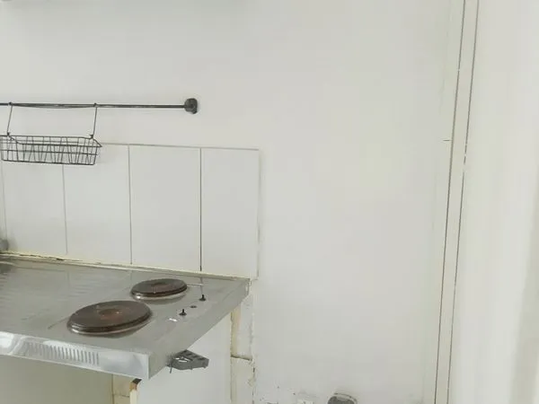 Appartement 4 pièces RER c tous commerces et transports paris