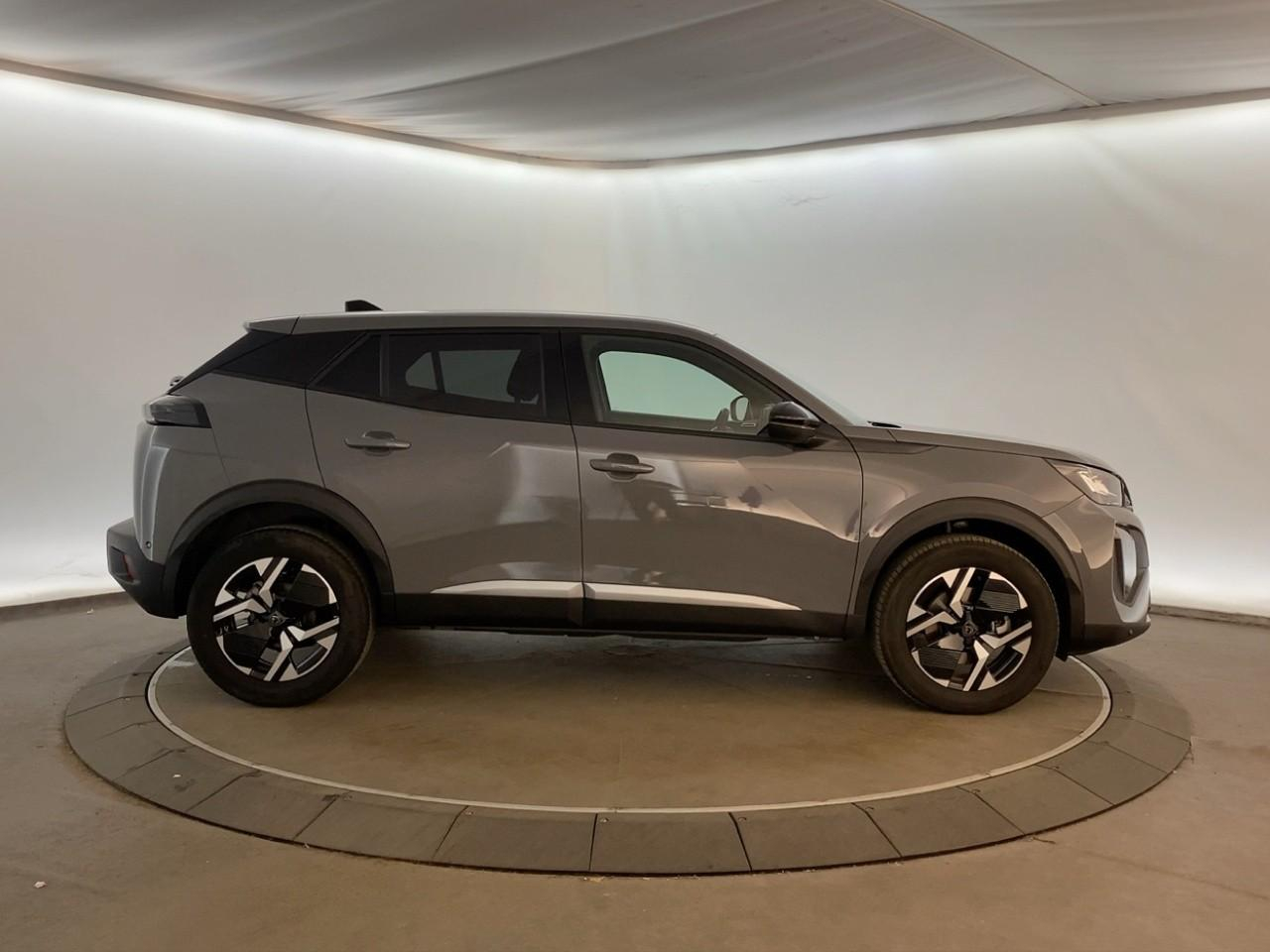 Peugeot 2008 hybrid 145 ch e-dcs6 allure — photo 4