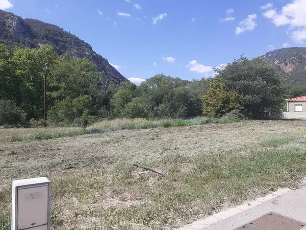 Terrain a bâtir, 594m2, 59000€