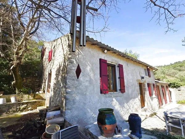 A vendre mas en pierre de 135 m2 habitable