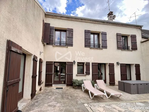 Maison 7 pièces 200 m²