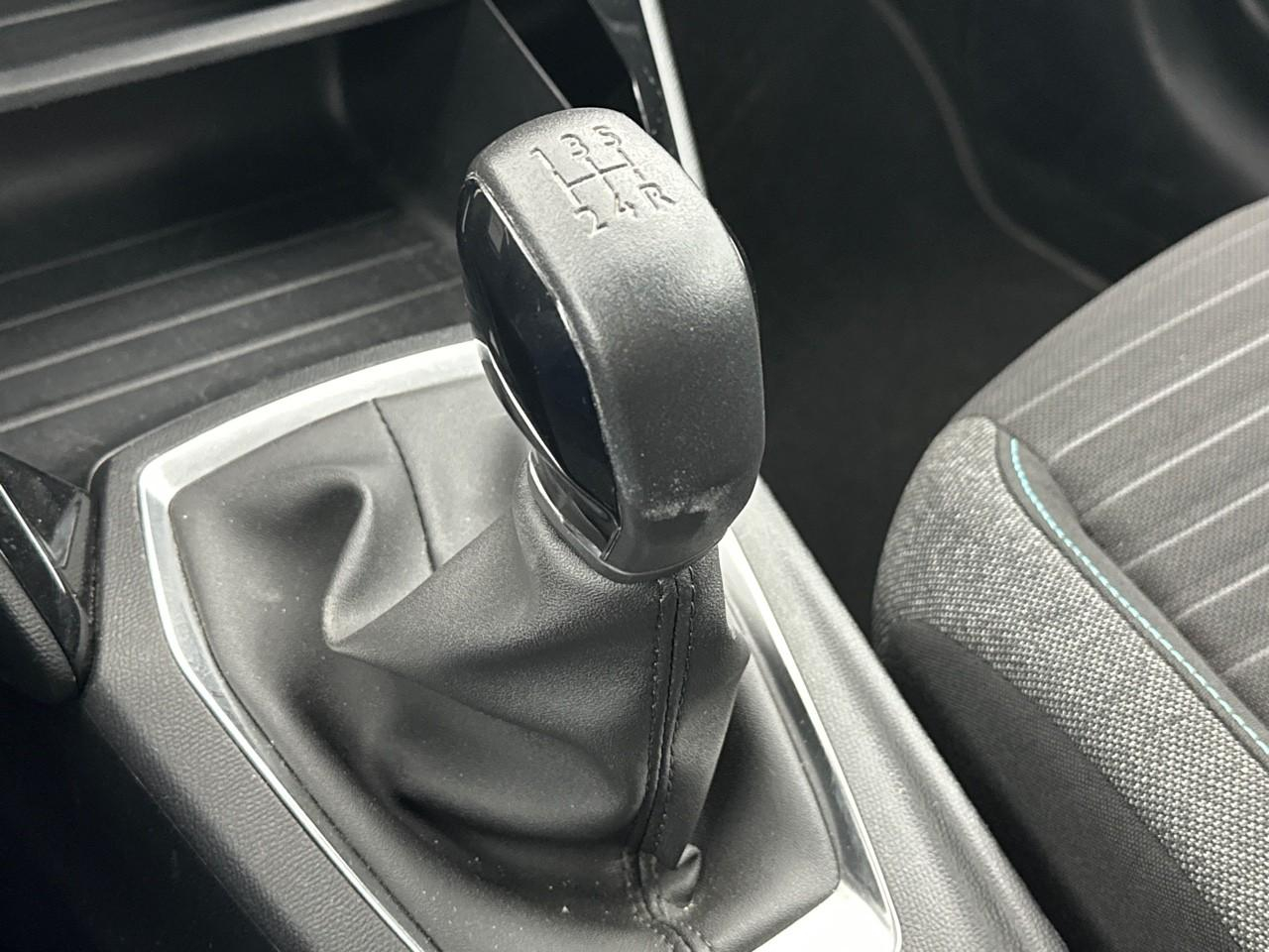 Peugeot 208 puretech 75 s&s bvm5 style — photo 27