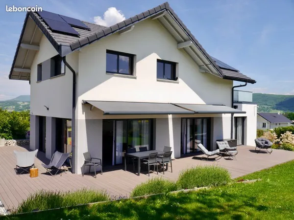 Maison contemporaine 2023