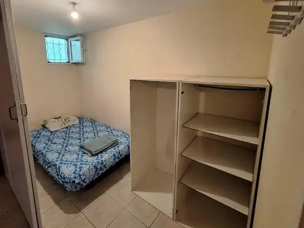 Une petite chambre