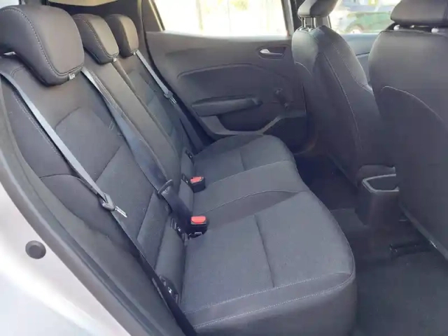 Renault Clio tce 90 — photo 14