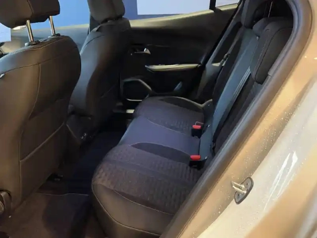 Peugeot 2008 bluehdi 130 s&amp;s eat8 — photo 22