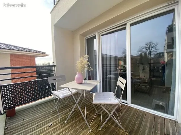 T2 41 m² avec terrasse - 2 parkings sous-sol - Saint-Jean