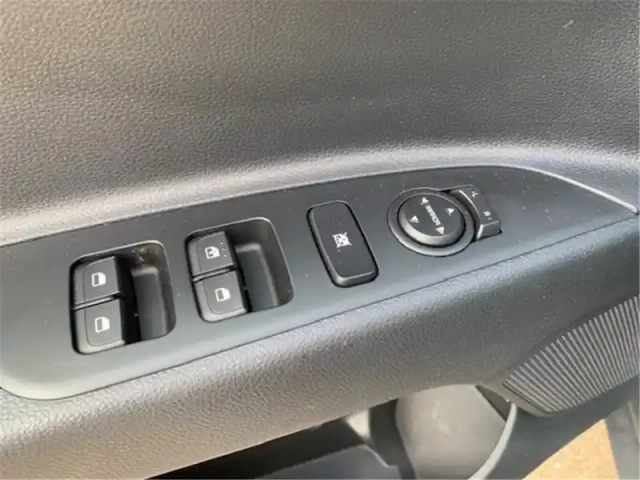 Kia Stonic 1.0 t-gdi 100 ch bvm6 — photo 15