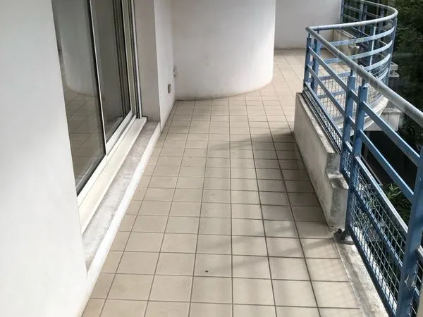 3 Pièces avec terrasse et parking