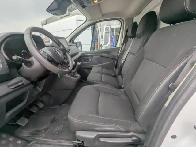 Renault Trafic fg l1h1 3t 2.0 blue dci 130ch grand confort tva recuperable — photo 11