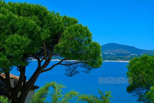 Villa 6 pièces 200 m²
