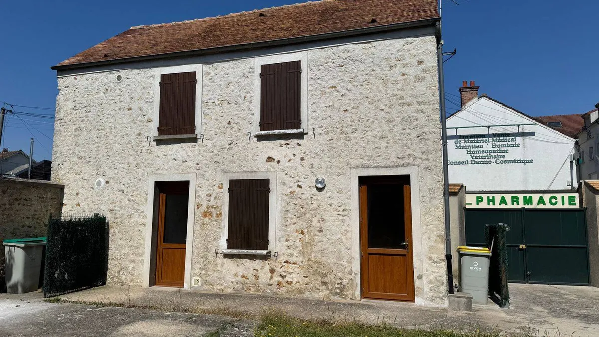Photo 1