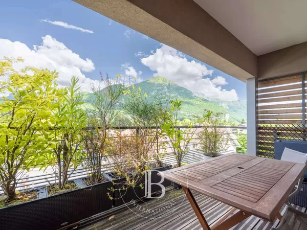Appartement 3 pièces 69 m²