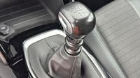 Peugeot 2008 1.2 PureTech 130ch S&S Allure — photo 14