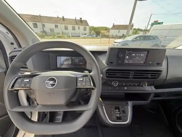 Opel Vivaro fg m 2.0 bluehdi 145ch s&amp;s eat8 — photo 16