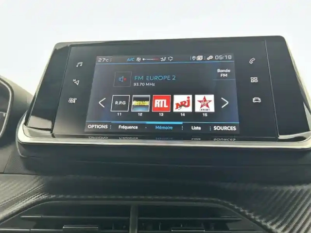Peugeot 208 puretech 75 s&amp;s bvm5 — photo 23