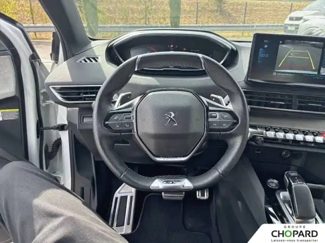 Peugeot 3008 hybrid 225 e-eat8 — photo 17