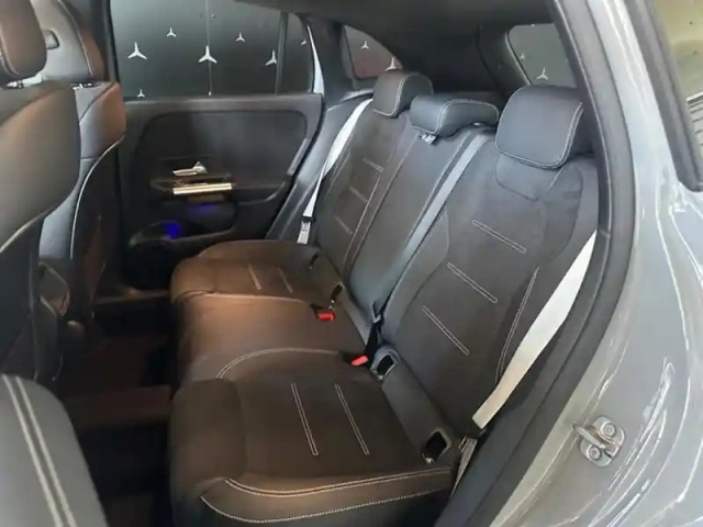 Mercedes Gla 250 e hybrid eq amg exclusive — photo 17