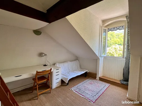 Studio - Dernier étage avec vue sur le Parc