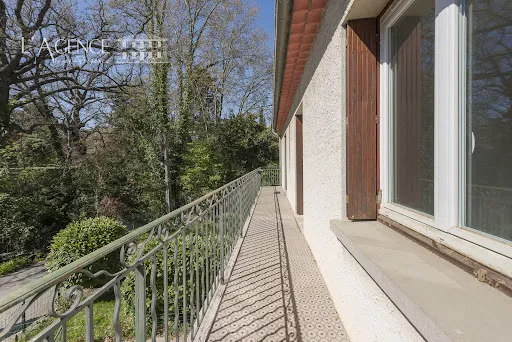Maison 7 pièces 206 m²