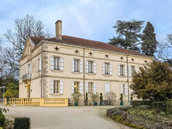 UNE ARCHITECTURE PENSÉE POUR TRAVERSER LE TEMPS