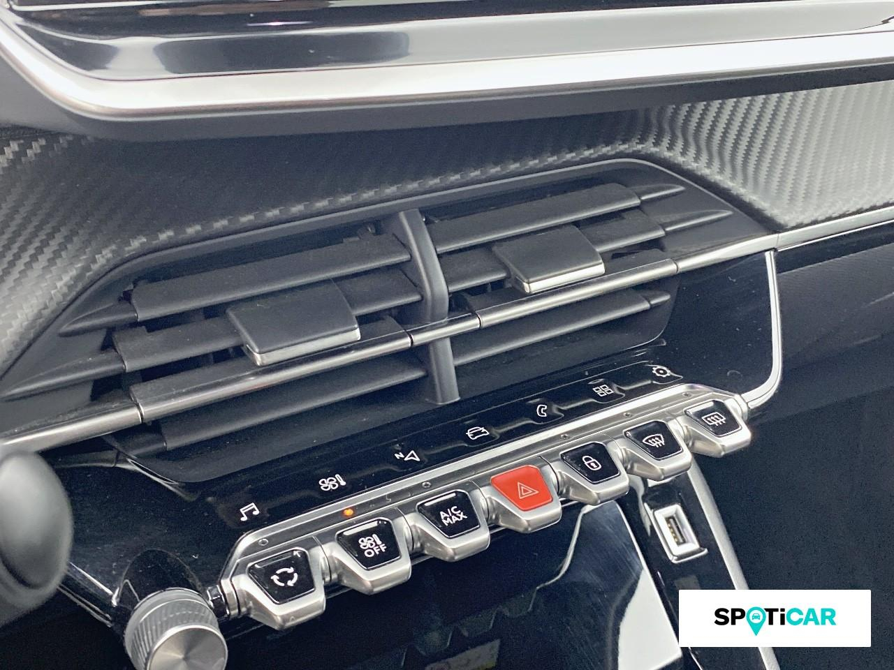 Peugeot 2008 1.2 puretech 130ch s&s allure pack eat8 — photo 15