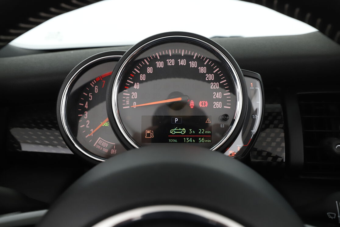 MINI Cabrio Cooper S Finition Exquisite BVA — photo 16