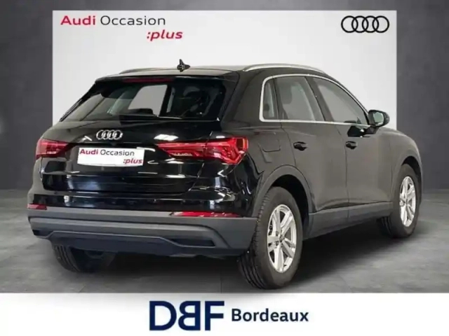 Audi Q3 35 tfsi 150 ch s tronic 7 — photo 5
