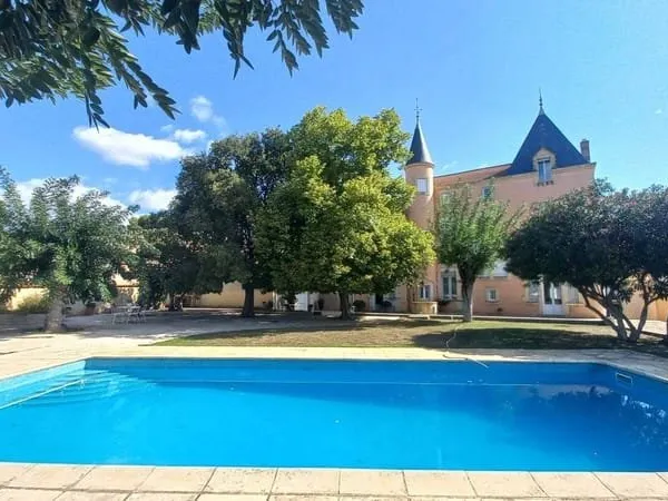 Maison 20 pièces 420 m²