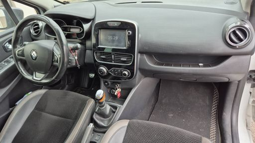 Renault Clio 1.2 TCe 120 Energy - Edition One – 2017 – 109222 km – Essence – Boîte Manuelle — photo 10