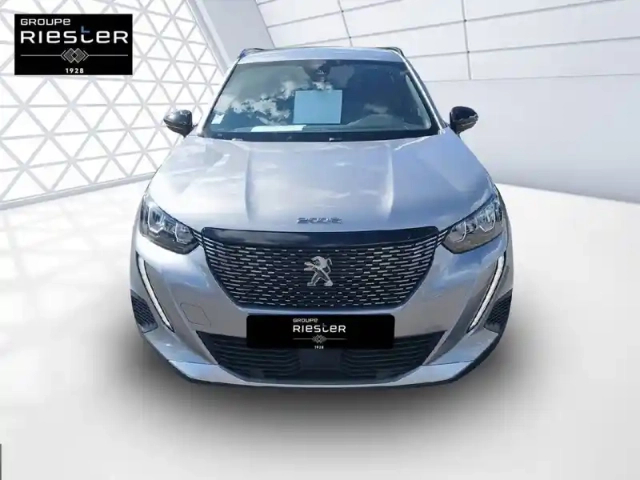 Peugeot 2008 puretech 130 s&amp;s eat8 — photo 2